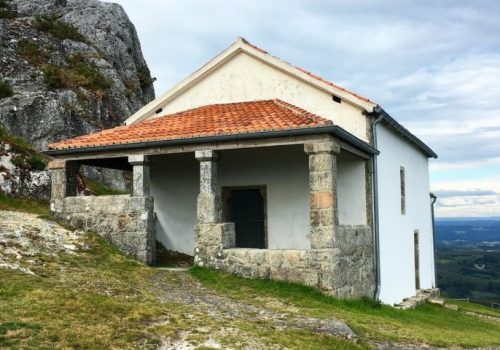 PICO SACRO: MITOS Y LEYENDAS