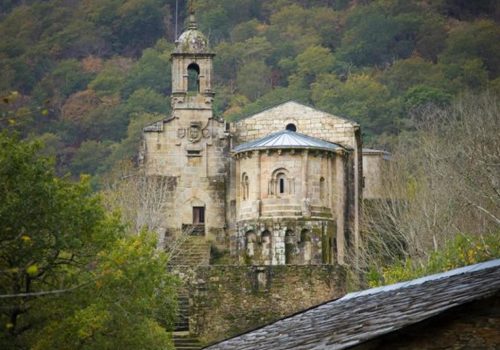 Monasterios que luchan contra la ruina