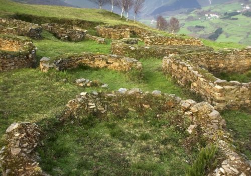 Ofrendas en una cueva cántabra para pedir ayuda contra el asedio romano